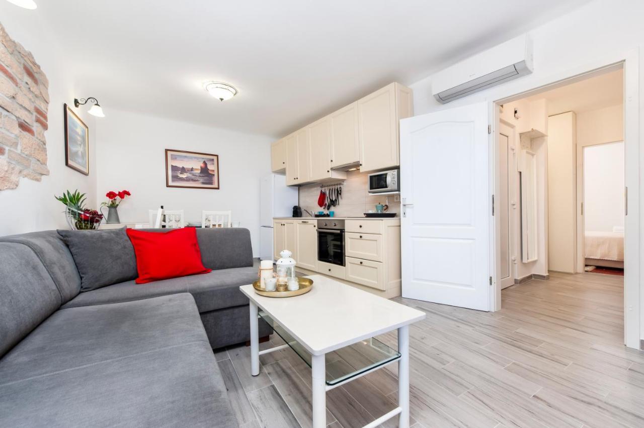 Casa Sul Mar Apartment โรวีน ภายนอก รูปภาพ
