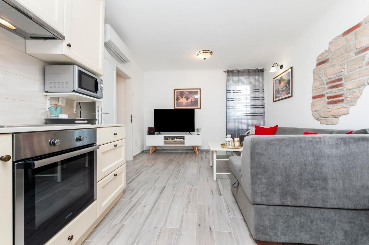 Casa Sul Mar Apartment โรวีน ภายนอก รูปภาพ
