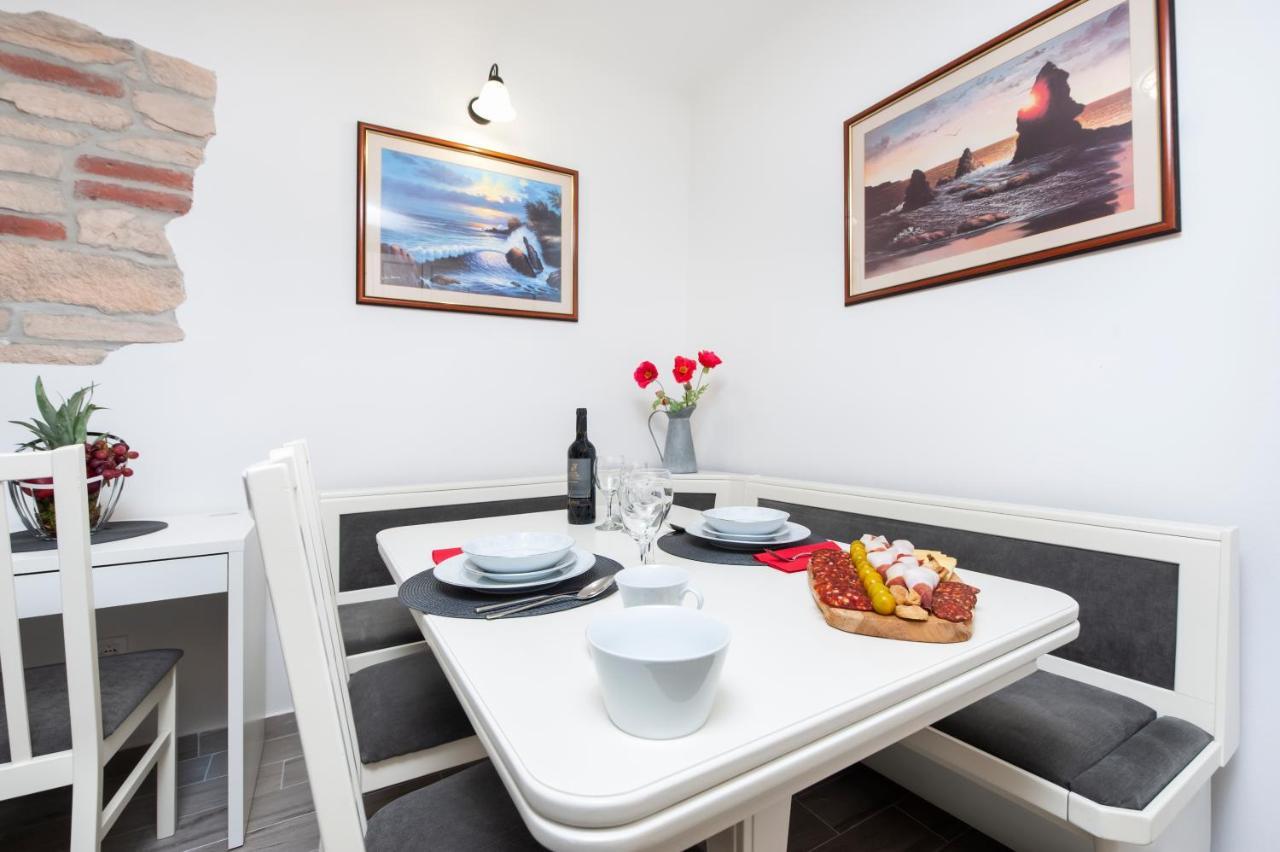 Casa Sul Mar Apartment โรวีน ภายนอก รูปภาพ
