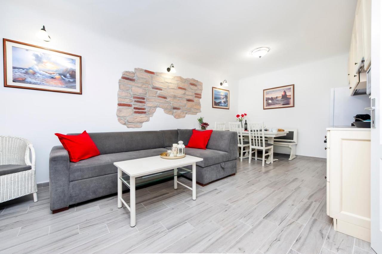 Casa Sul Mar Apartment โรวีน ภายนอก รูปภาพ