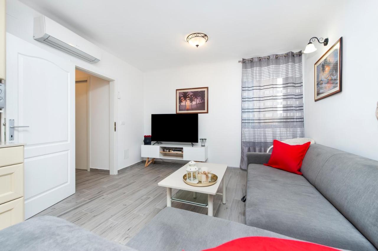 Casa Sul Mar Apartment โรวีน ภายนอก รูปภาพ