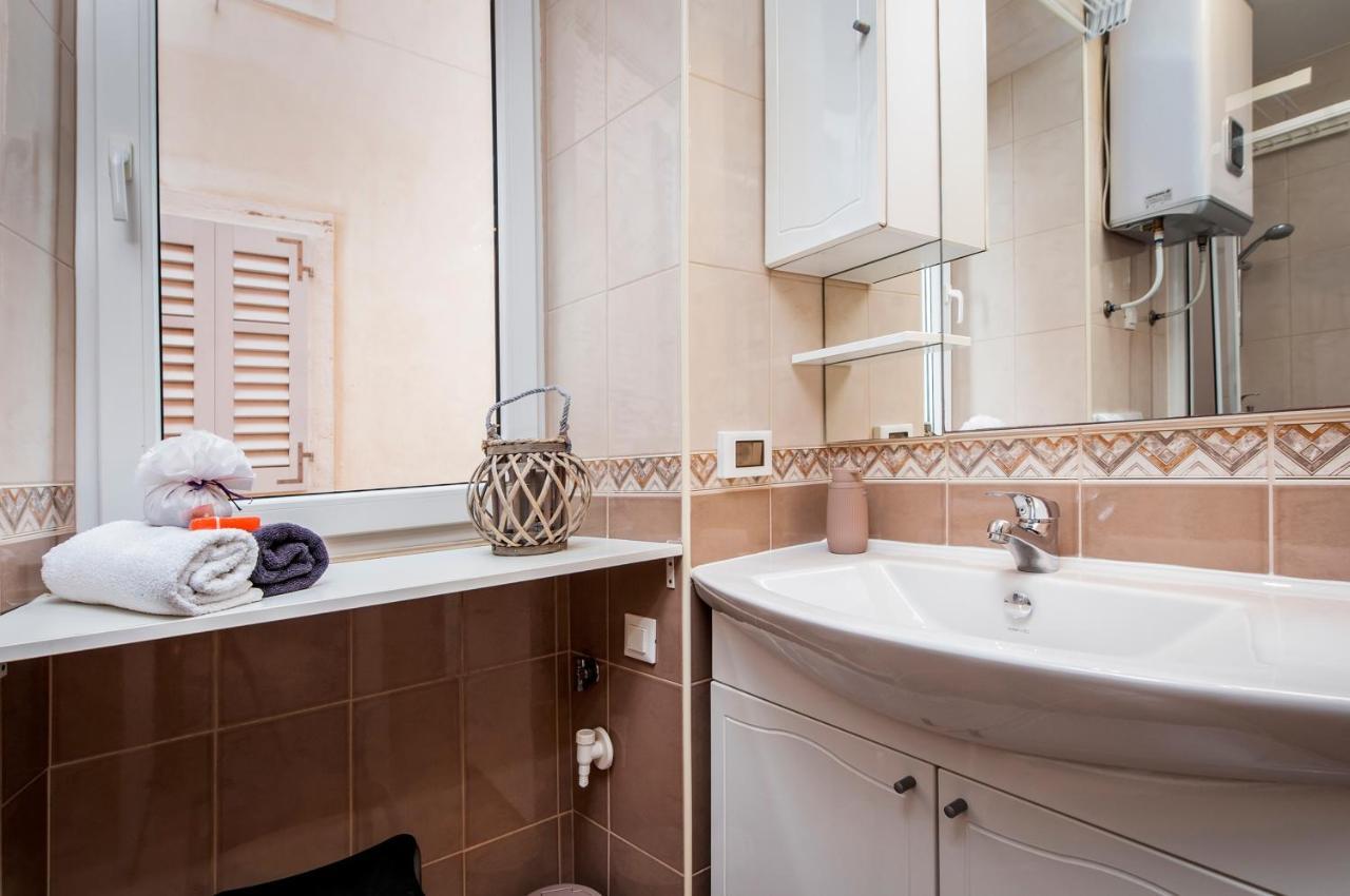 Casa Sul Mar Apartment โรวีน ภายนอก รูปภาพ